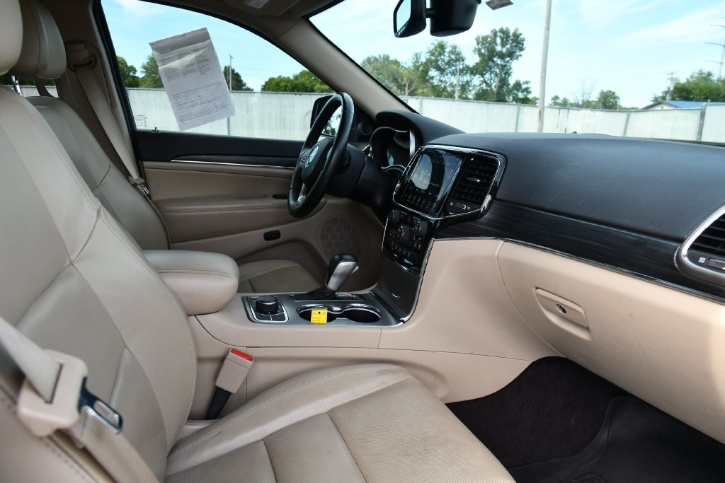 Used 2019 Jeep Grand Cherokee Limited w/ Luxury Group II AWD/4WD image 33