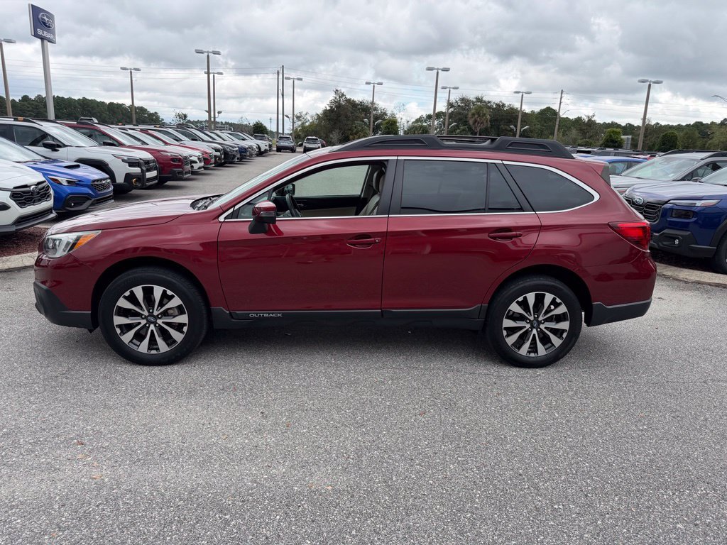 Used 2017 Subaru Outback 2.5i Limited AWD/4WD image 10