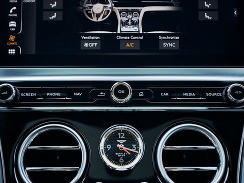 Used 2023 Bentley Continental GT Azure image 63