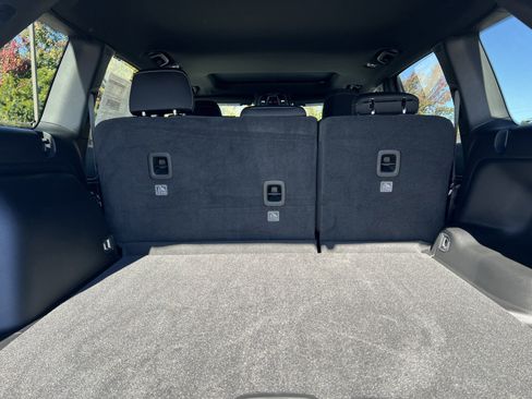 New 2025 Jeep Grand Cherokee Laredo X w/ Luxury Tech Group I image 9