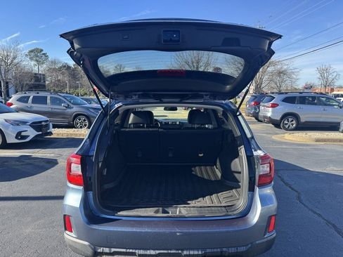 Used 2016 Subaru Outback 2.5i Limited image 6