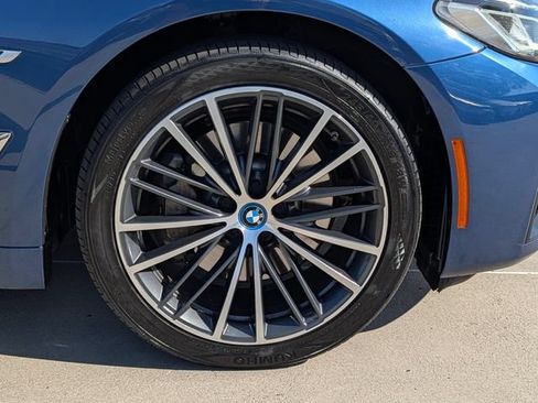 Used 2023 BMW 530e w/ Premium Package RWD image 8
