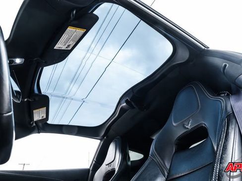 Used 2015 Chevrolet Corvette Z06 w/ 2LZ Preferred Equipment Group image 25