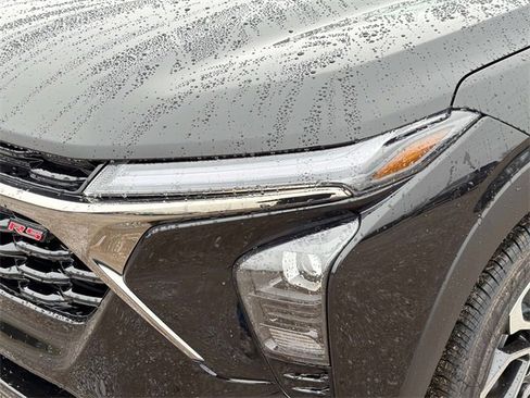 New 2026 Chevrolet Trax RS w/ Sunroof Package image 9