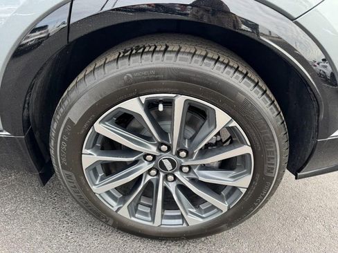 Used 2024 Cadillac Lyriq Sport image 6