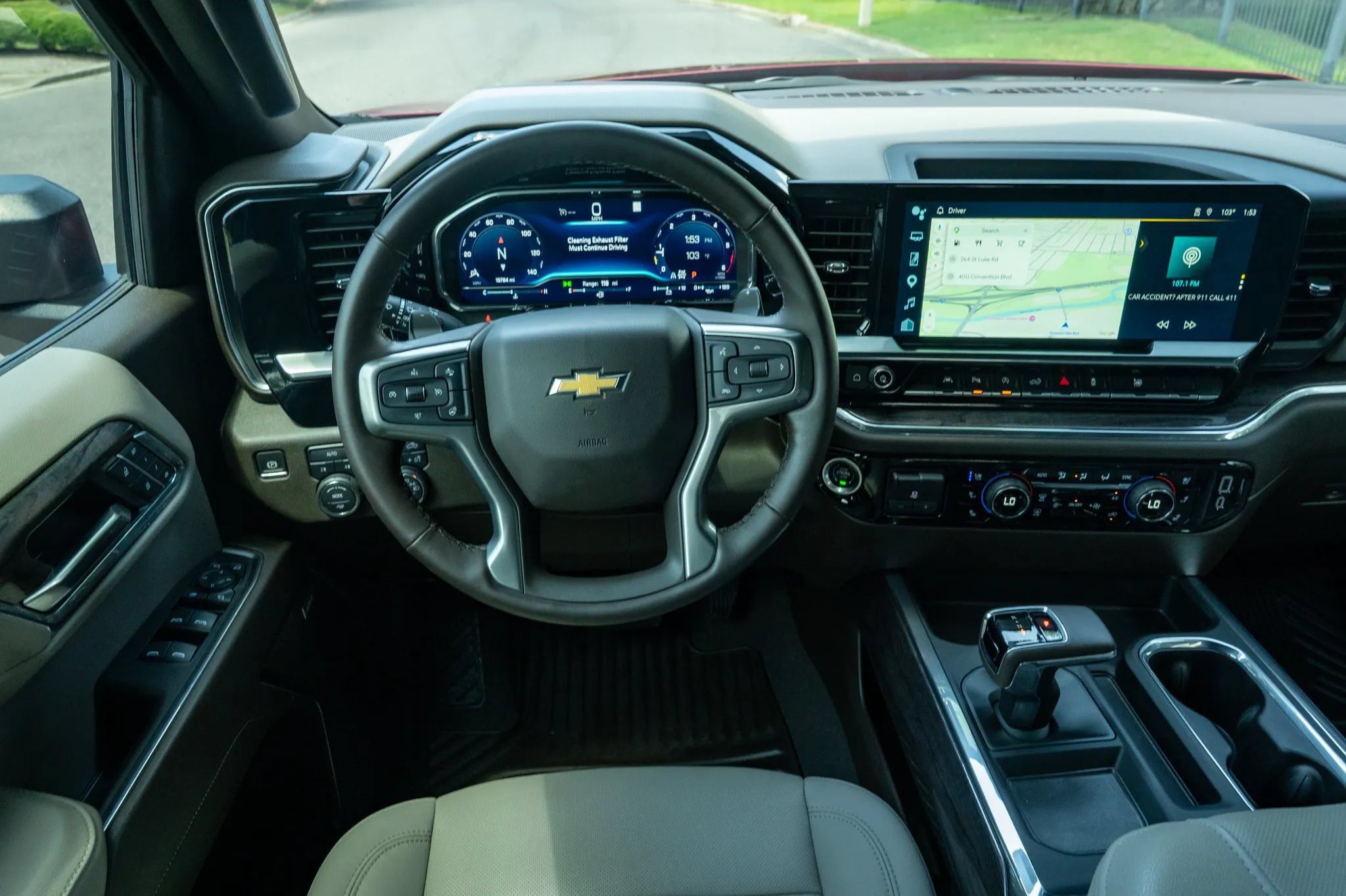 Used 2024 Chevrolet Silverado 1500 LTZ AWD/4WD image 17