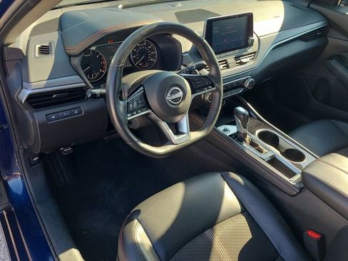 Used 2024 Nissan Altima 2.5 SR FWD image 21