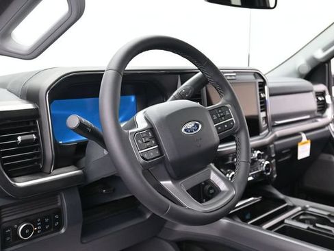 New 2026 Ford F250 Lariat w/ Black Appearance Package AWD/4WD image 16