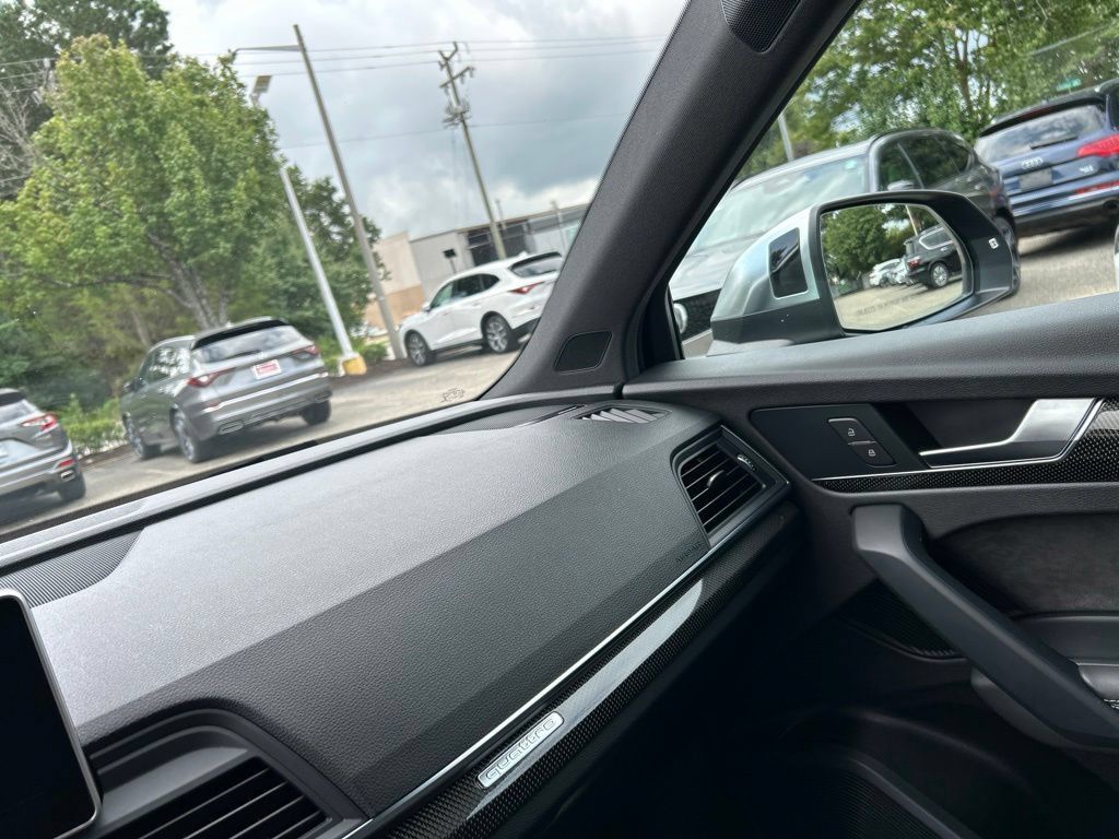 Used 2020 Audi SQ5 Premium Plus AWD/4WD image 30