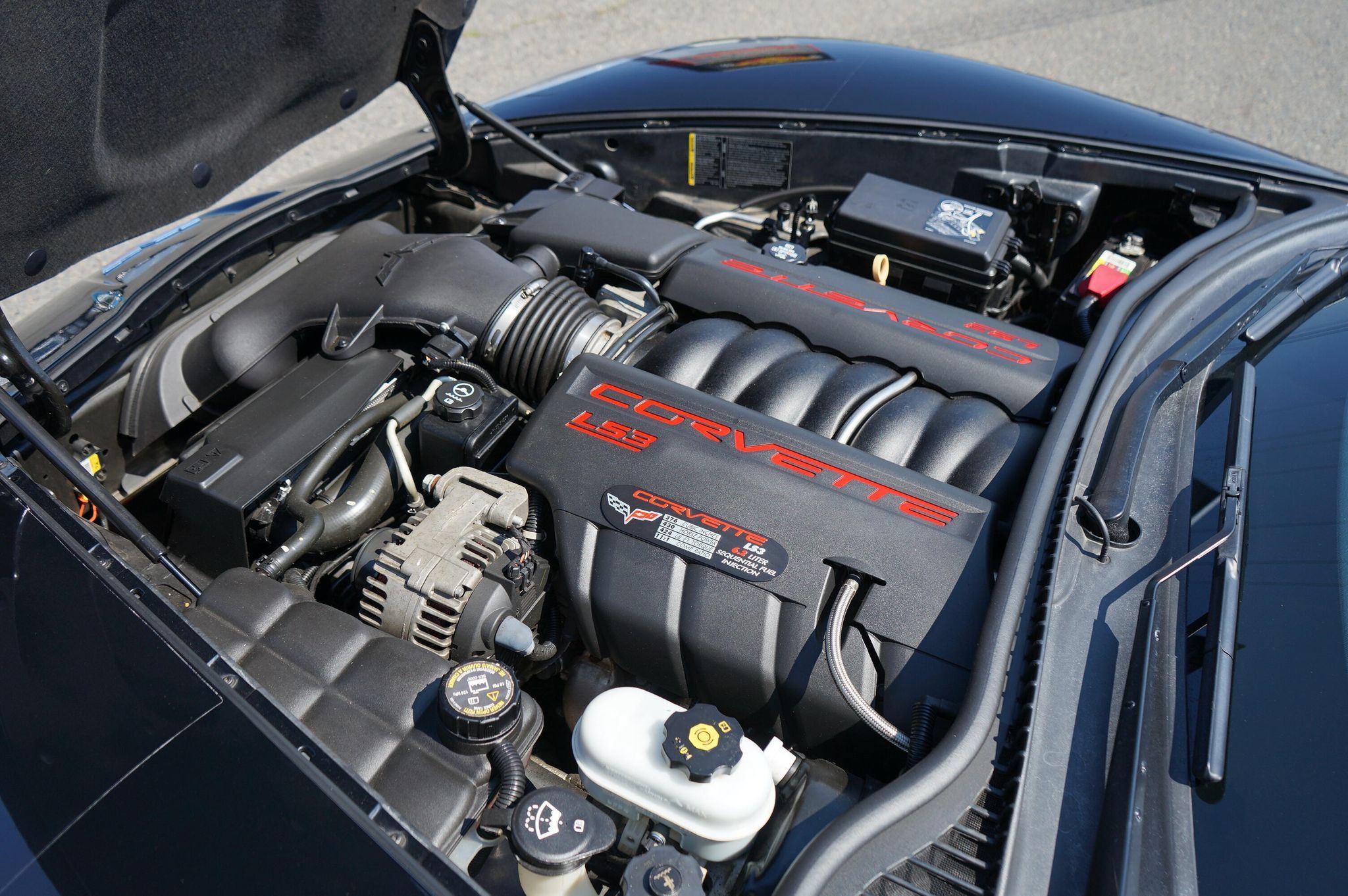 Used 2010 Chevrolet Corvette Grand Sport w/ Preferred Equipment Group RWD image 15