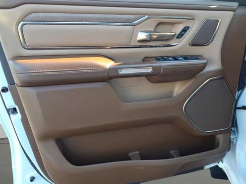 Used 2020 RAM 1500 Longhorn image 12