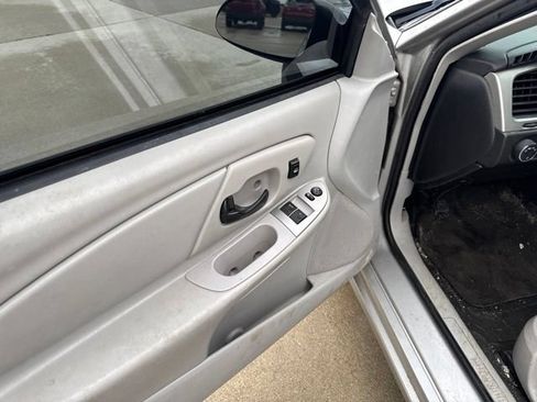 Used 2007 Chevrolet Monte Carlo LT FWD image 19