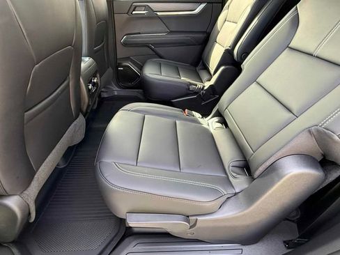 New 2026 GMC Acadia Elevation w/ Super Cruise Package FWD image 11