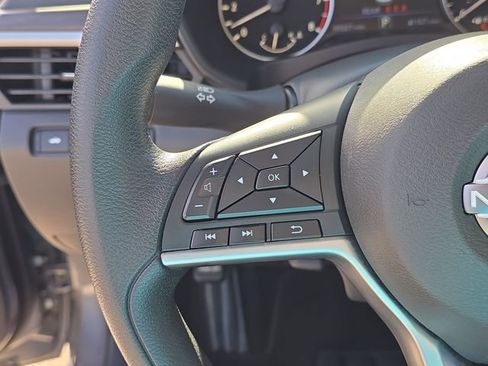 Certified 2023 Nissan Altima 2.5 SV FWD image 30