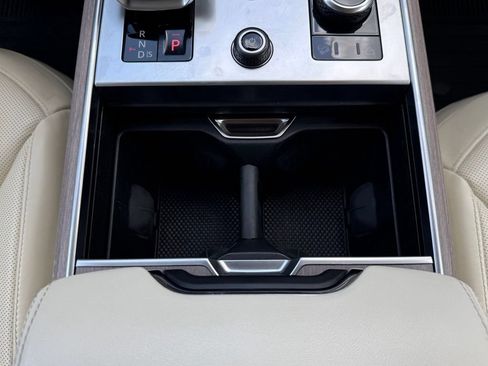 Certified 2023 Land Rover Range Rover SE AWD/4WD image 20