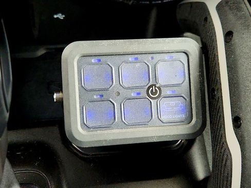 Used 2022 Ford Bronco Outer Banks image 17