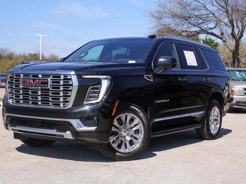 Used 2025 GMC Yukon Denali image 1