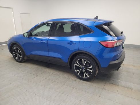 Used 2021 Ford Escape SE w/ SE Sport Appearance Package FWD image 3