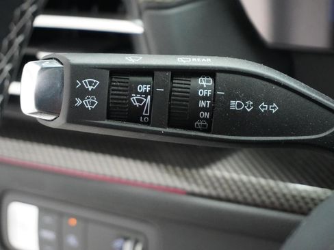 Used 2025 Chevrolet Traverse High Country image 23