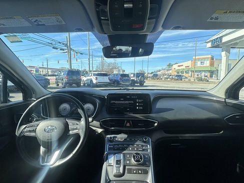 Used 2023 Hyundai Santa Fe SEL w/ Premium Package image 13