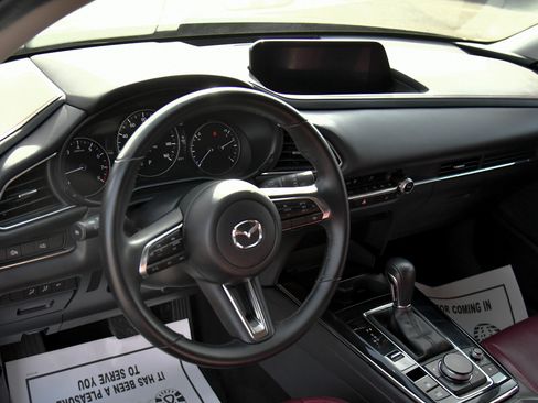 Used 2025 MAZDA CX-30 AWD 2.5 S w/ Preferred Package image 16