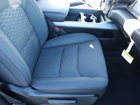 New 2026 RAM 1500 Big Horn AWD/4WD image 14