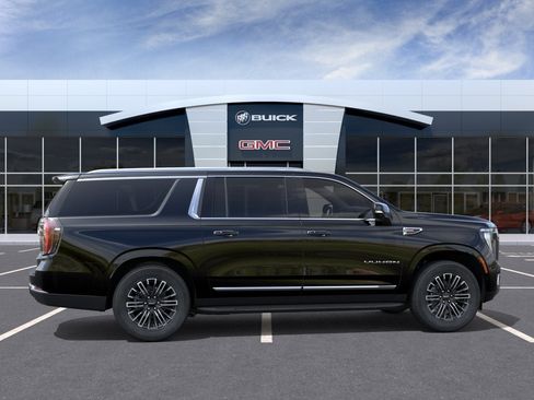 New 2026 GMC Yukon XL Elevation AWD/4WD image 5
