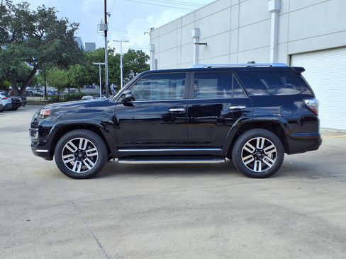 Used 2022 Toyota 4Runner Limited RWD image 8