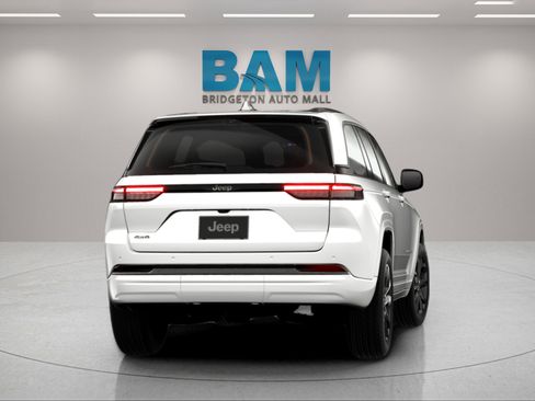 New 2026 Jeep Grand Cherokee Limited Reserve image 7