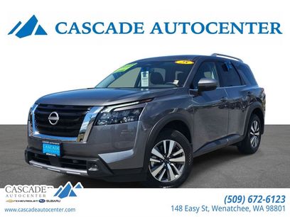 Used 2025 Nissan Pathfinder SL