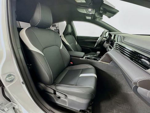 Certified 2025 Toyota Camry SE image 27