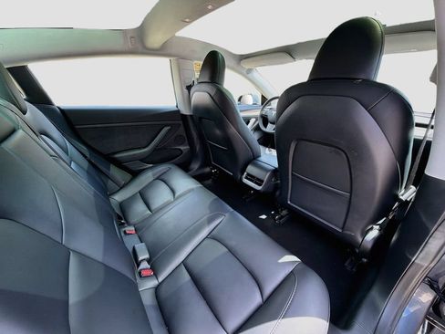 Used 2023 Tesla Model 3 Standard Range RWD image 31