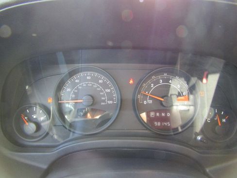 Used 2016 Jeep Compass Sport w/ Power Value Group image 10