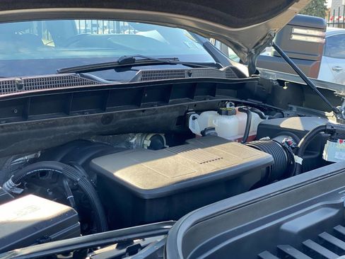 Used 2023 GMC Sierra 1500 Elevation w/ X31 Off-Road Package image 8