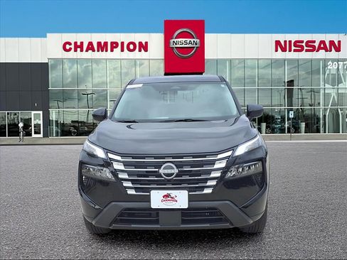 New 2026 Nissan Rogue SV image 2