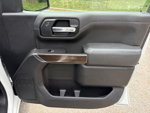 Used 2019 Chevrolet Silverado 1500 LT w/ All-Star Edition AWD/4WD image 28