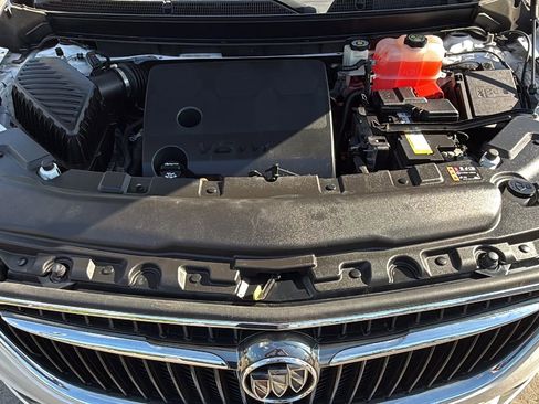 Used 2019 Buick Enclave Essence AWD/4WD image 23