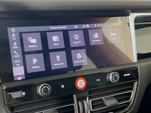 New 2026 Porsche Macan image 15