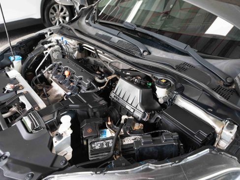 Used 2016 Honda HR-V LX image 33
