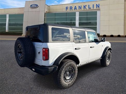 New 2025 Ford Bronco Big Bend w/ Black Diamond Package image 7