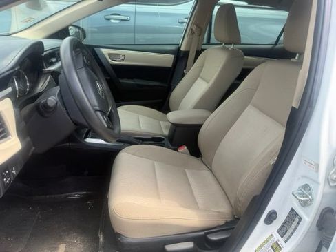 Used 2014 Toyota Corolla LE FWD image 5