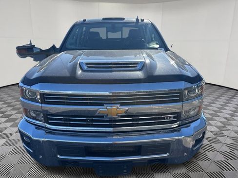 Used 2018 Chevrolet Silverado 3500 LTZ w/ Duramax Plus Package image 24