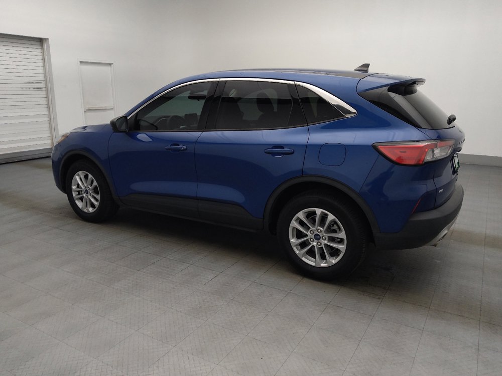 Used 2022 Ford Escape SE w/ Cold Weather Package FWD image 3