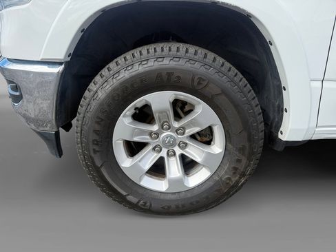 Used 2020 RAM 1500 Laramie w/ Off Road Group image 9