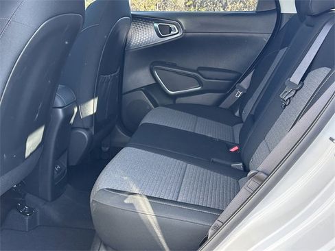 Used 2025 Kia Soul EX image 21