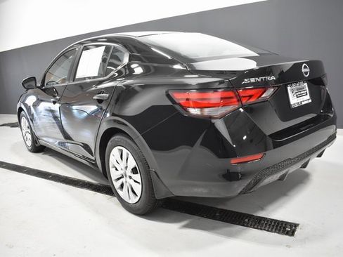 Certified 2025 Nissan Sentra S image 3