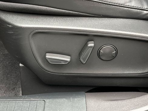 Used 2023 Ford Escape ST-Line w/ Tech Pack #1 AWD/4WD image 12