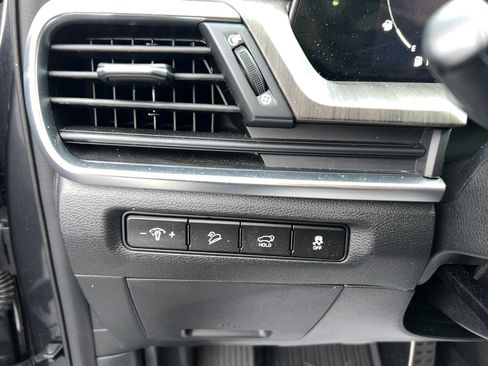 Used 2023 Kia Telluride SX image 16