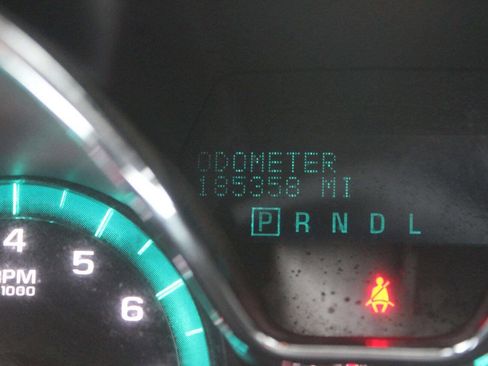 Used 2015 Chevrolet Traverse LT image 9