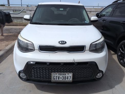 Used 2016 Kia Soul + w/ Audio Package image 2